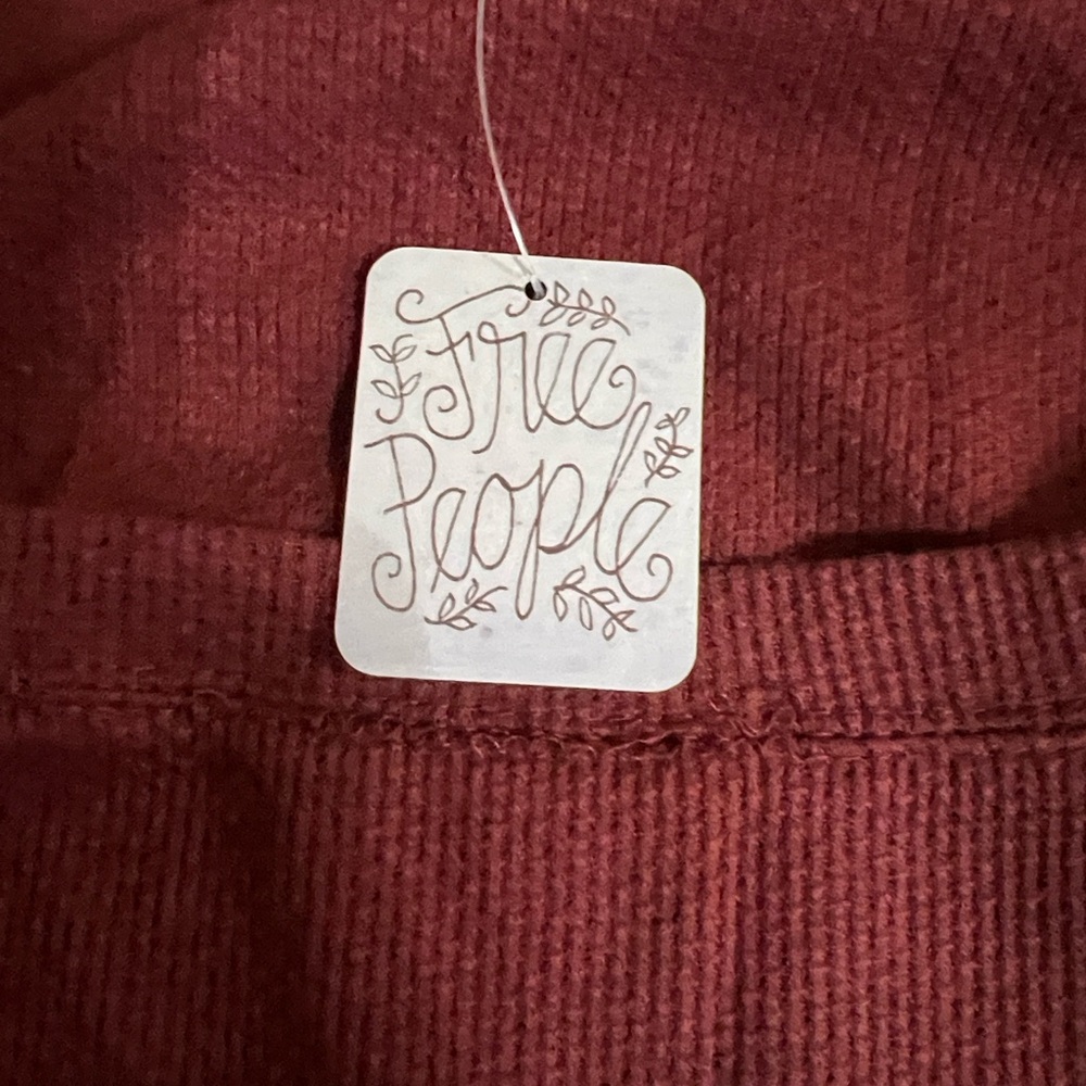 Free People, Lululemon & More Unlisted Show